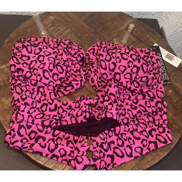 Fashion To Figure Women's Plus Size Bikini Swim TOP ONLY NWT SIZE OX/ X-LARGE - Picture 6 of 12